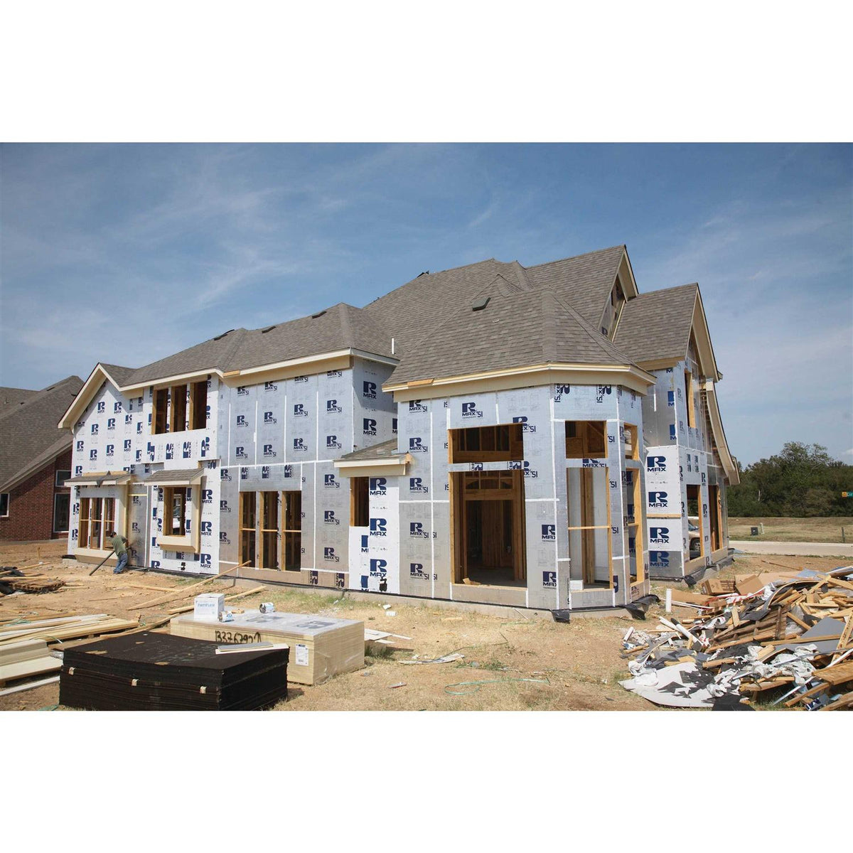 1 in. x 4 ft. x 8 ft. R-6 Polyisocyanurate Rigid Foam Insulation Board E18029